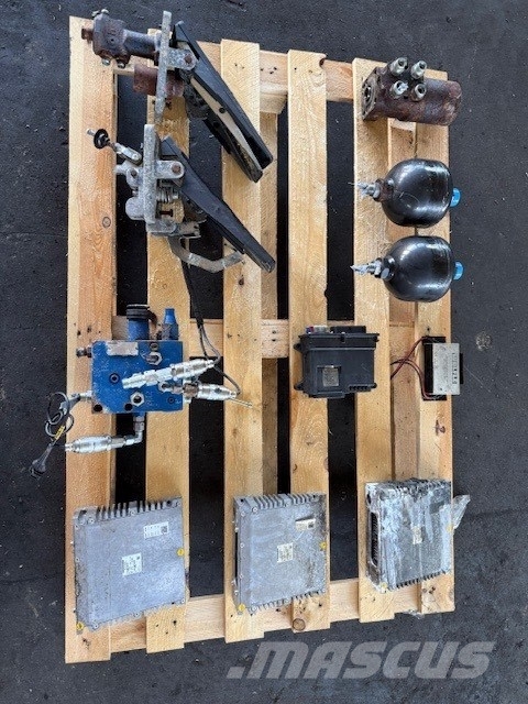 Liebherr LH 26 CAB PARTS COMPLET Førerhus og Interiør