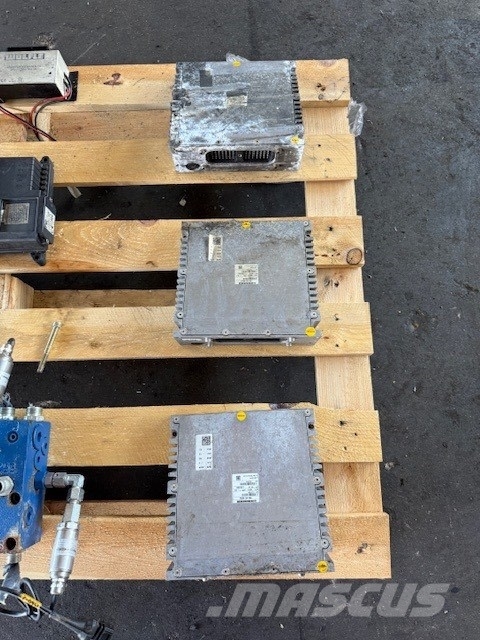 Liebherr LH 26 CAB PARTS COMPLET Førerhus og Interiør