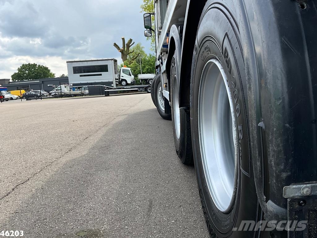 Volvo FH 390 8x4 kolkenzuiger Camiones aspiradores/combi