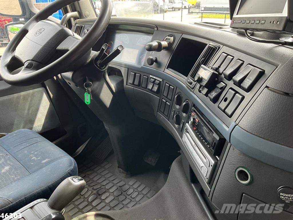 Volvo FH 390 8x4 kolkenzuiger Camiones aspiradores/combi
