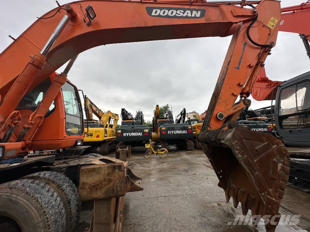 Doosan DH 210 W-7 Shanghai largest supplier Bageri točkaši