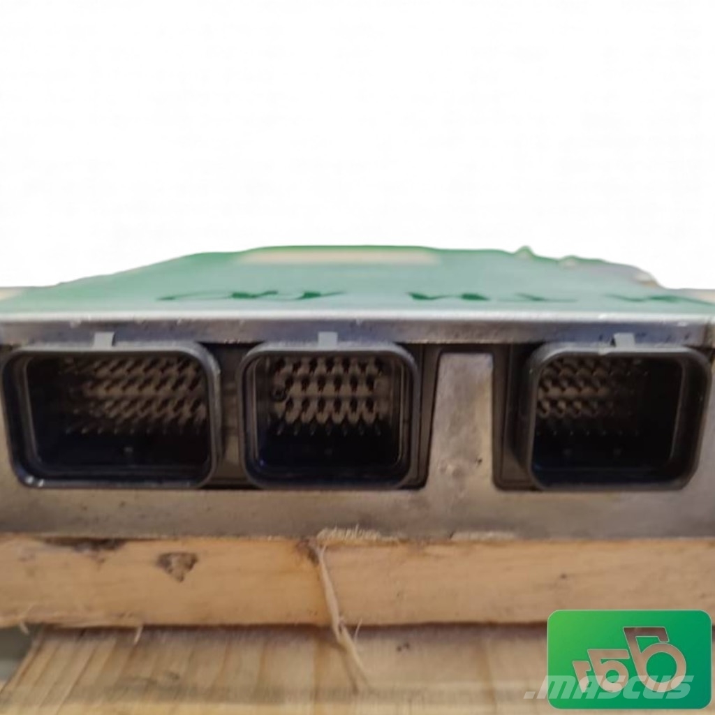 New Holland ECU 87304732 TM 175 일렉트로닉스