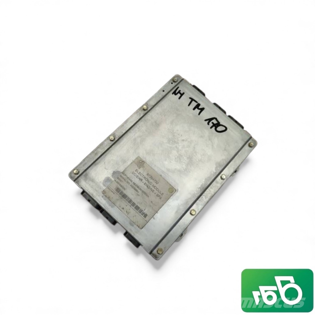 New Holland ECU 87304732 TM 175 일렉트로닉스