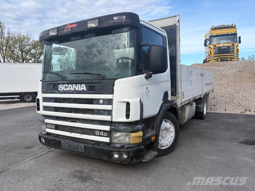 Scania P94 260 4x2 Platós / Ponyvás teherautók