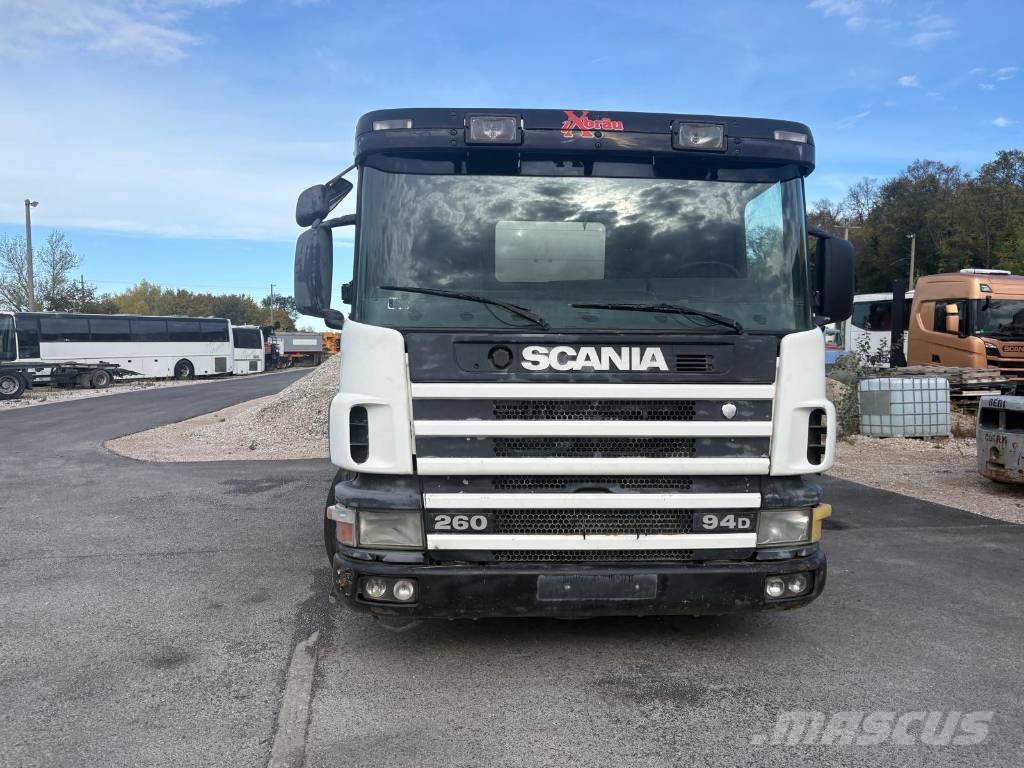 Scania P94 260 4x2 Platós / Ponyvás teherautók