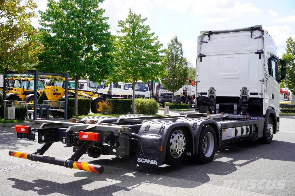 Scania S500 6x2 / BDF / 2023 Camiones portacontenedores