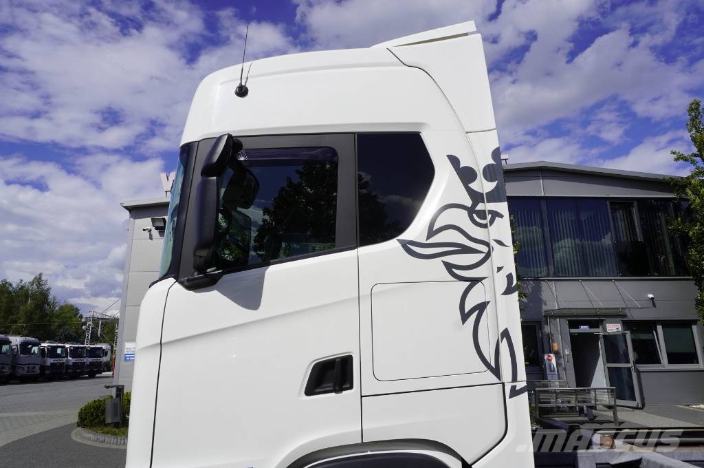 Scania S500 6x2 / BDF / 2023 Camiones portacontenedores