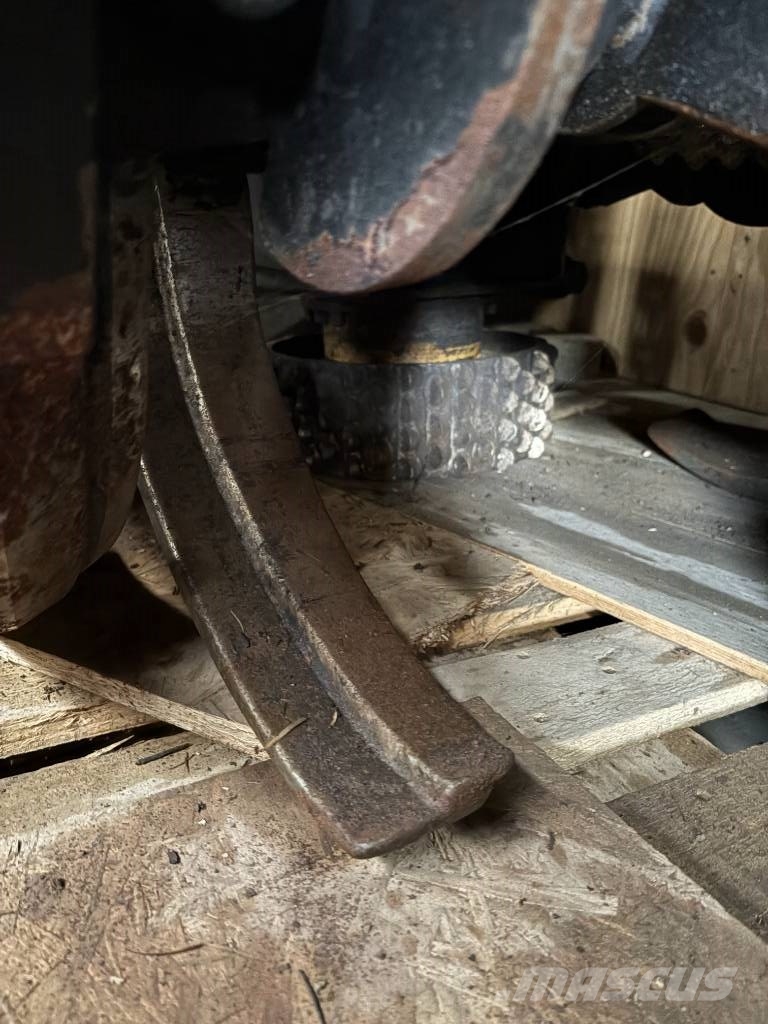 Neuson 132 HVT Feller bunchers
