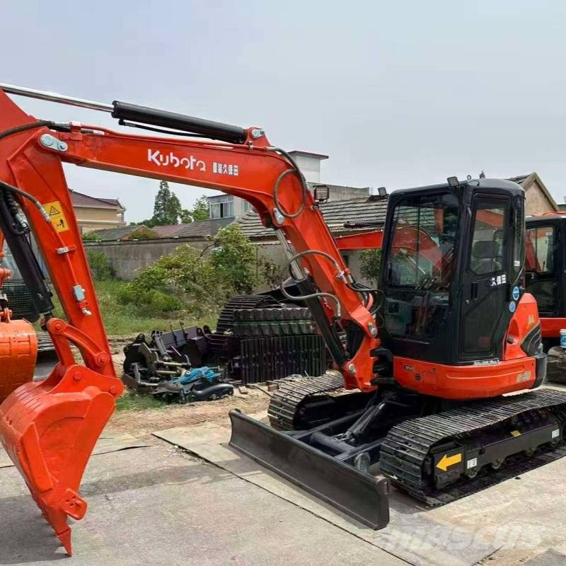 Kubota U40 Bageri guseničari