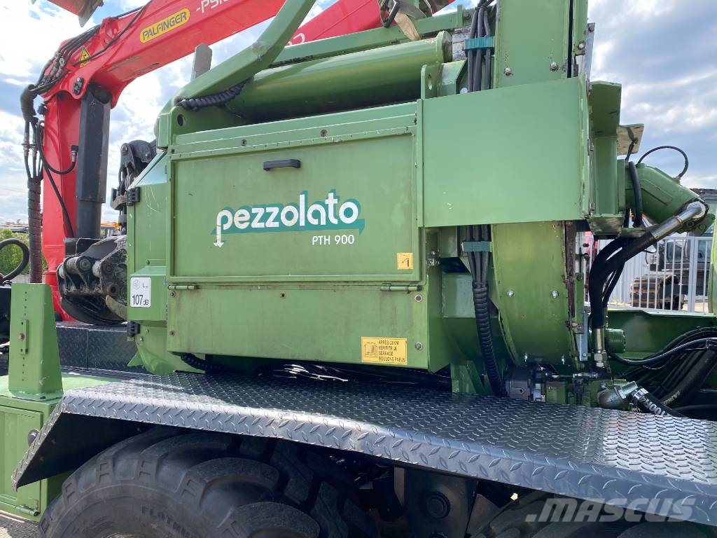 Pezzolato PTH 900/PALFINGER C60F86 endommagé ウッドチッパー