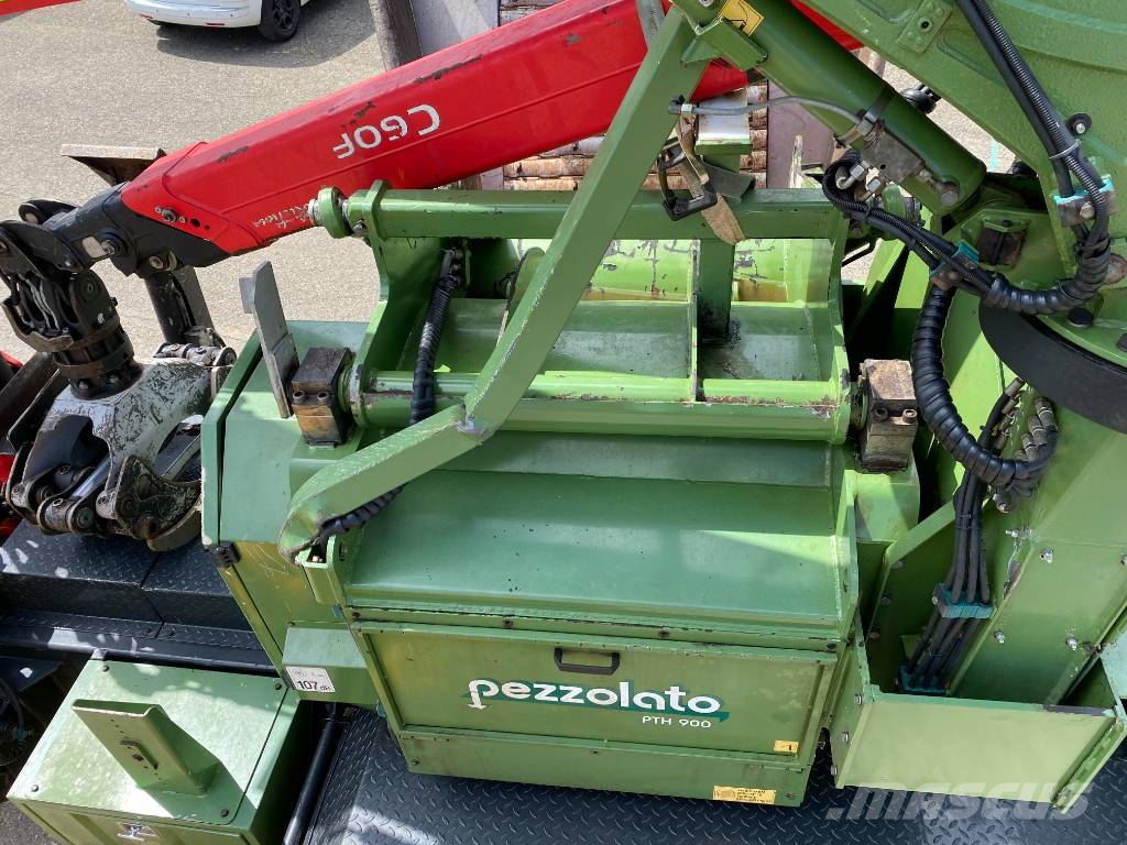 Pezzolato PTH 900/PALFINGER C60F86 endommagé ウッドチッパー