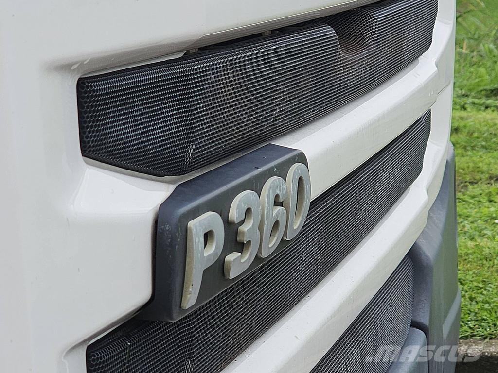Scania P360 6x2*4 Camiones caja cerrada