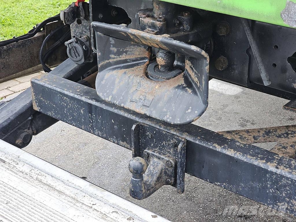Scania P360 6x2*4 Camiones caja cerrada