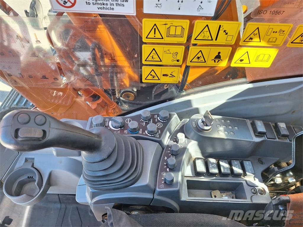 Hitachi ZX135USL-7 Stage5 JÄREÄ ALUSTA, 900MM TELAT 履带挖掘机