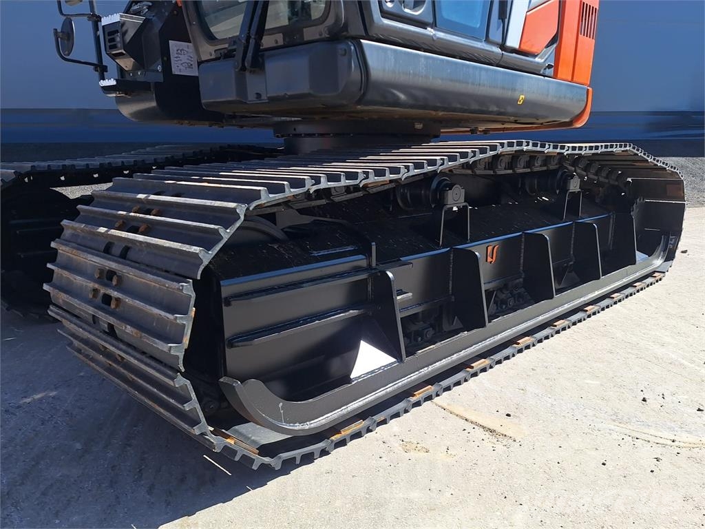 Hitachi ZX135USL-7 Stage5 JÄREÄ ALUSTA, 900MM TELAT 履带挖掘机