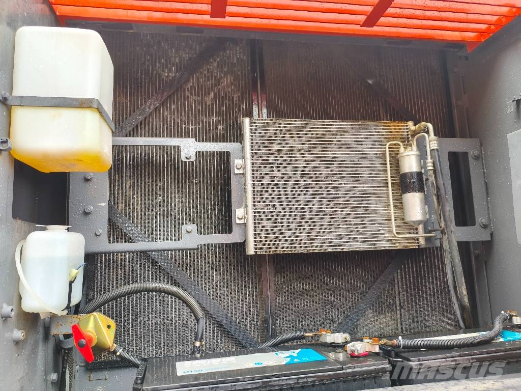 Hitachi ZX 360 Bagri goseničarji