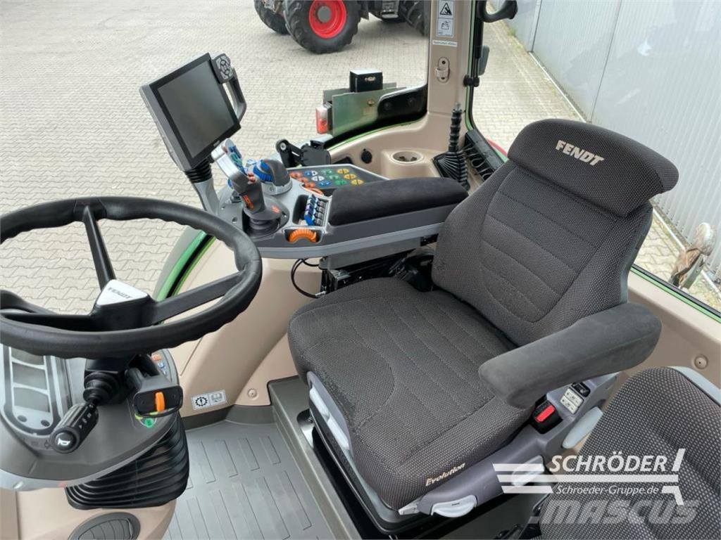 Fendt 516 VARIO S4 PROFI PLUS Tractores