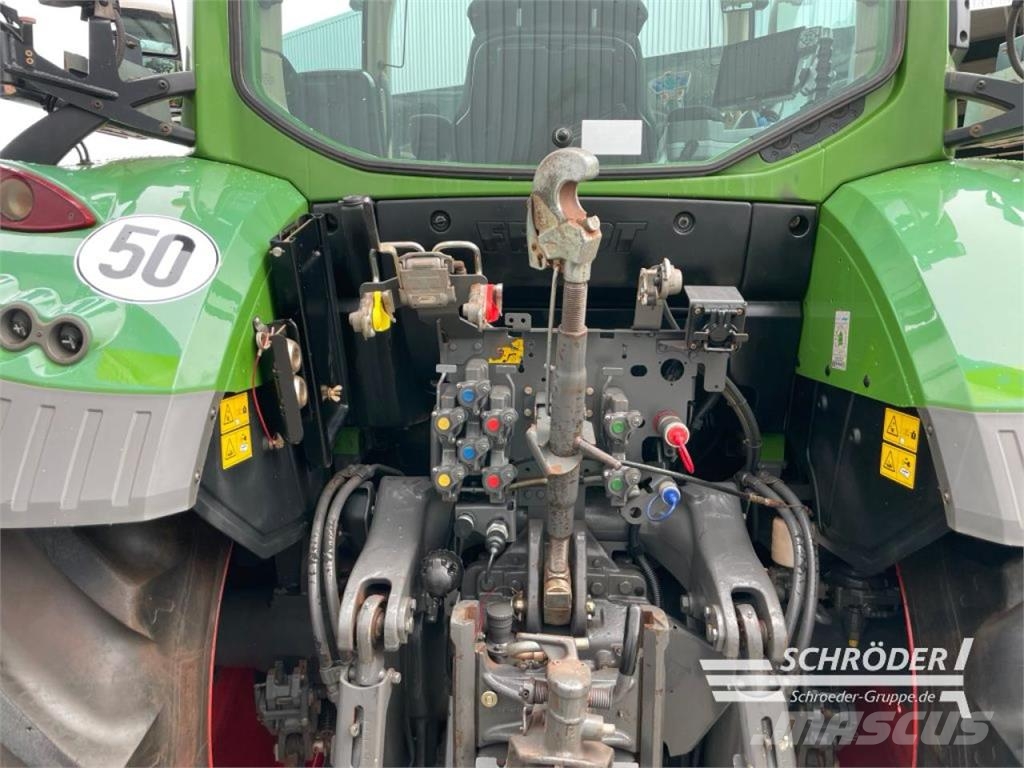 Fendt 516 VARIO S4 PROFI PLUS Tractores