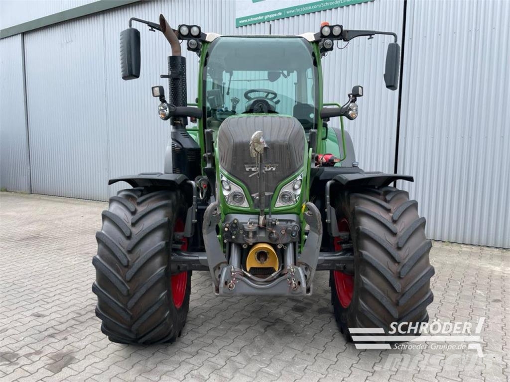 Fendt 516 VARIO S4 PROFI PLUS Tractores