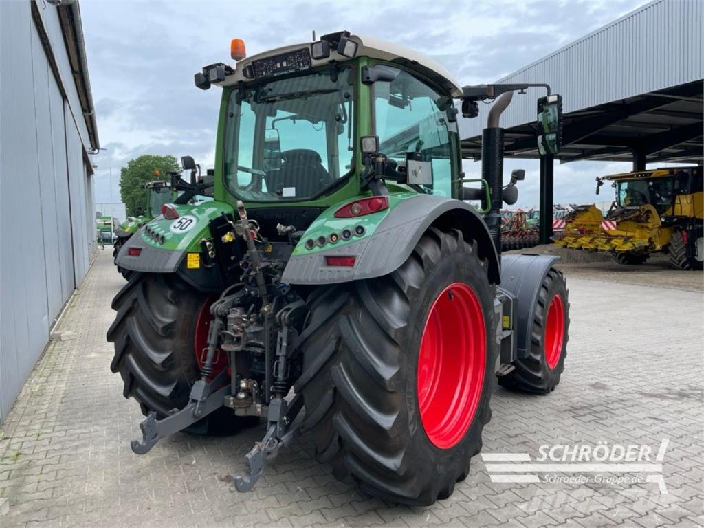 Fendt 516 VARIO S4 PROFI PLUS Tractores