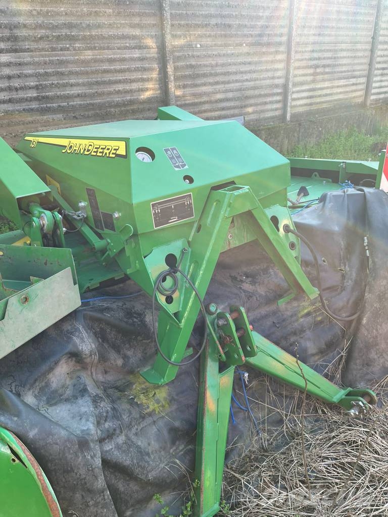 John Deere CC0131 جزازات مكيفات