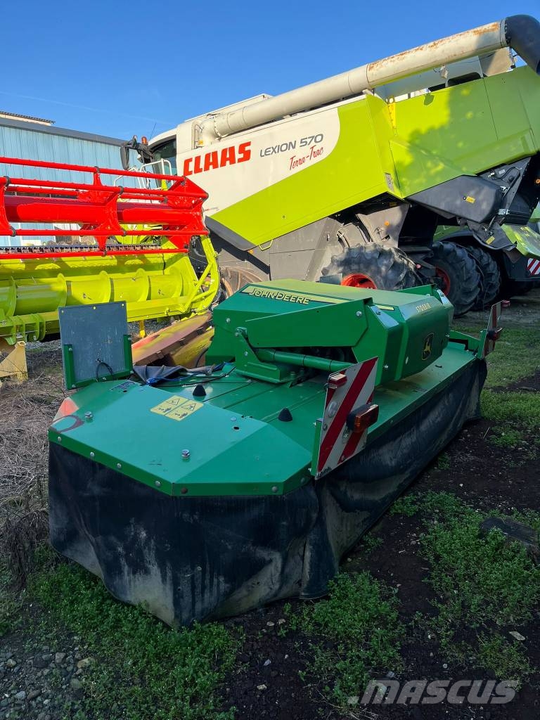 John Deere CC0131 جزازات مكيفات