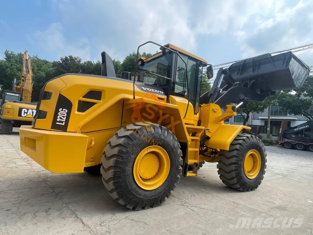 Volvo L 120 G Gumikerekes homlokrakodók