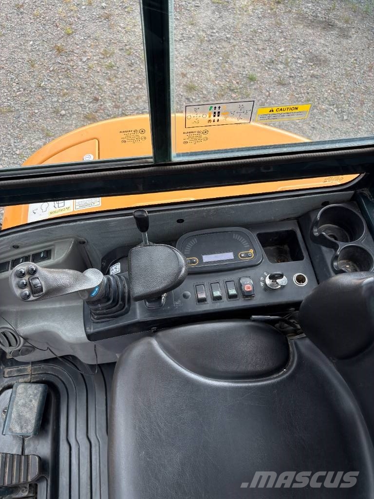 Hyundai R25Z-AK, Lång sticka Miniexcavadoras