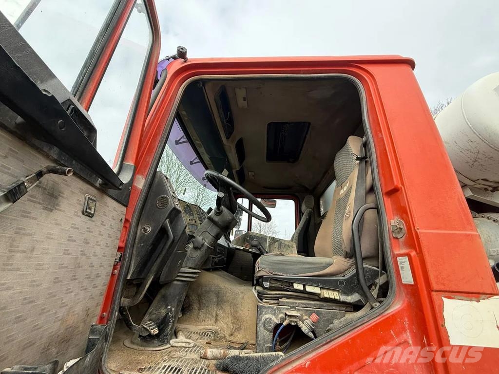 MAN 32.322 MAN 32.322 8x4 10m³ Betonmischer