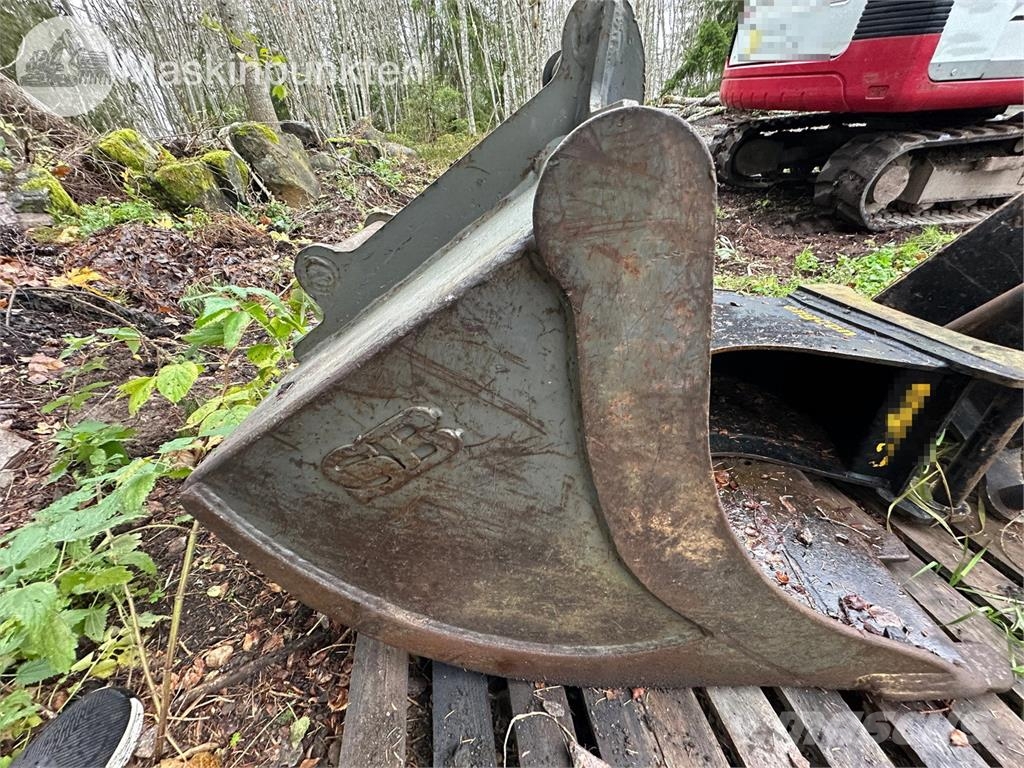 SB & Engcon DJ1 Grävutrustning