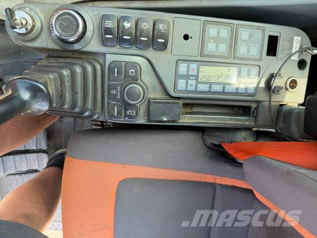 Doosan DX 140 LC-5 Crawler excavators