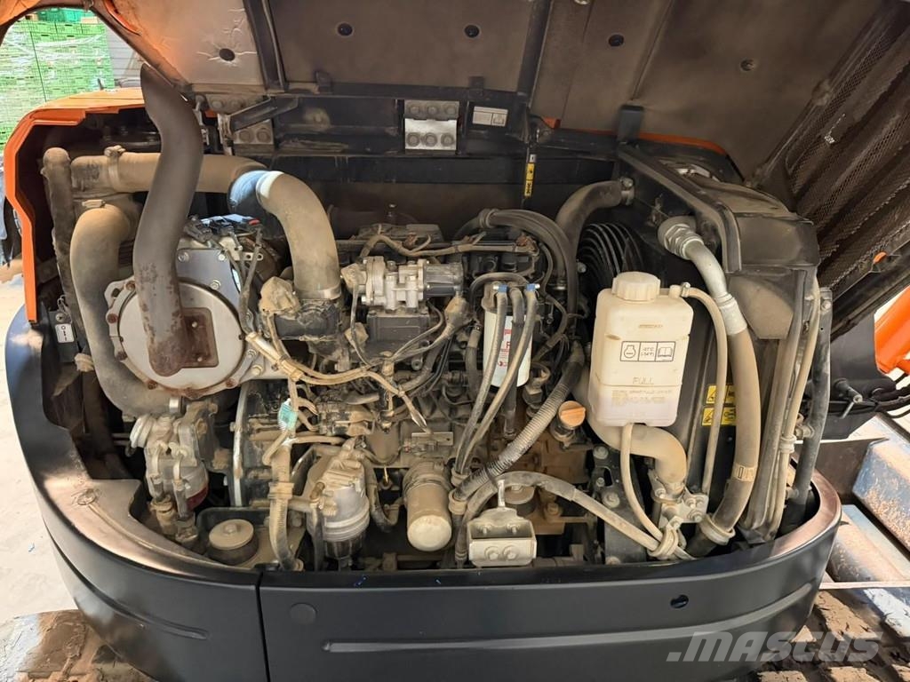 Doosan DX 62 R-3 6.2T - *FULL HYDR - *CENTRAL GREASING* - Minigraafmachines < 7t