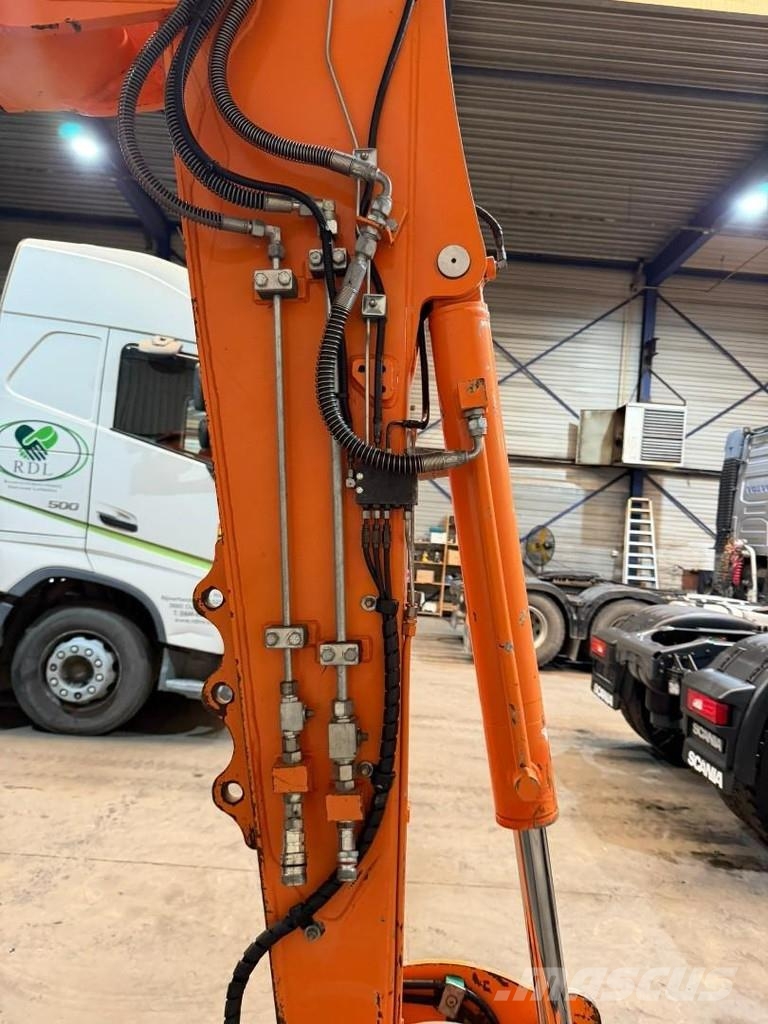 Doosan DX 62 R-3 6.2T - *FULL HYDR - *CENTRAL GREASING* - Minigraafmachines < 7t