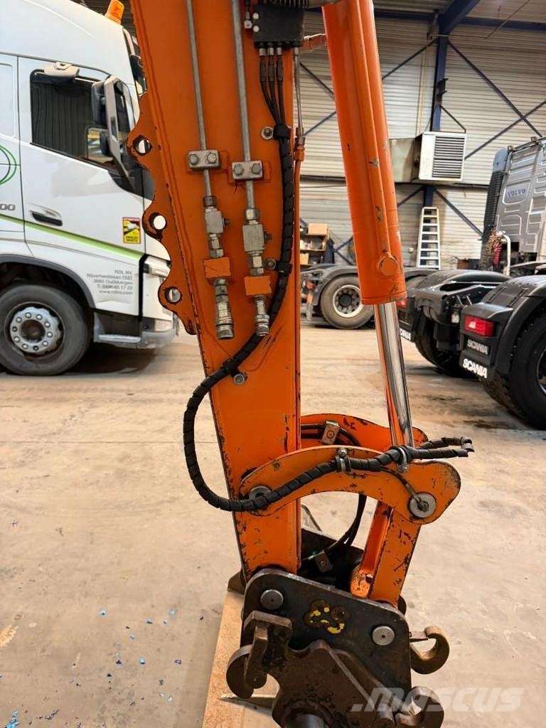 Doosan DX 62 R-3 6.2T - *FULL HYDR - *CENTRAL GREASING* - Minigraafmachines < 7t