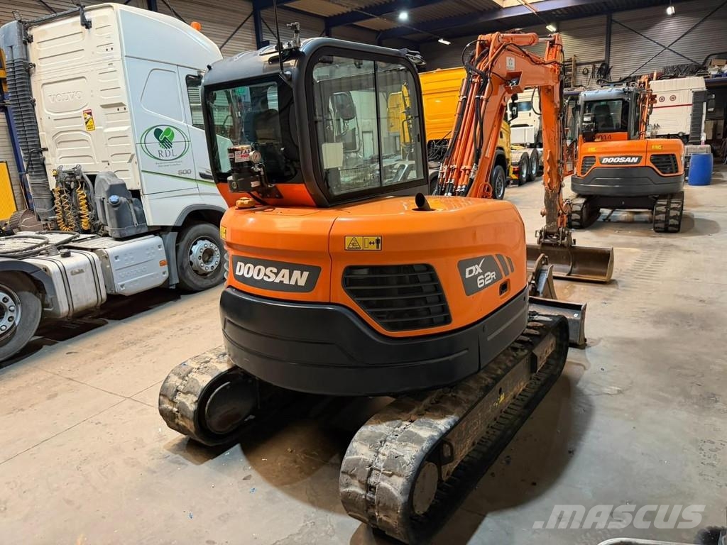 Doosan DX 62 R-3 6.2T - *FULL HYDR - *CENTRAL GREASING* - Minigraafmachines < 7t