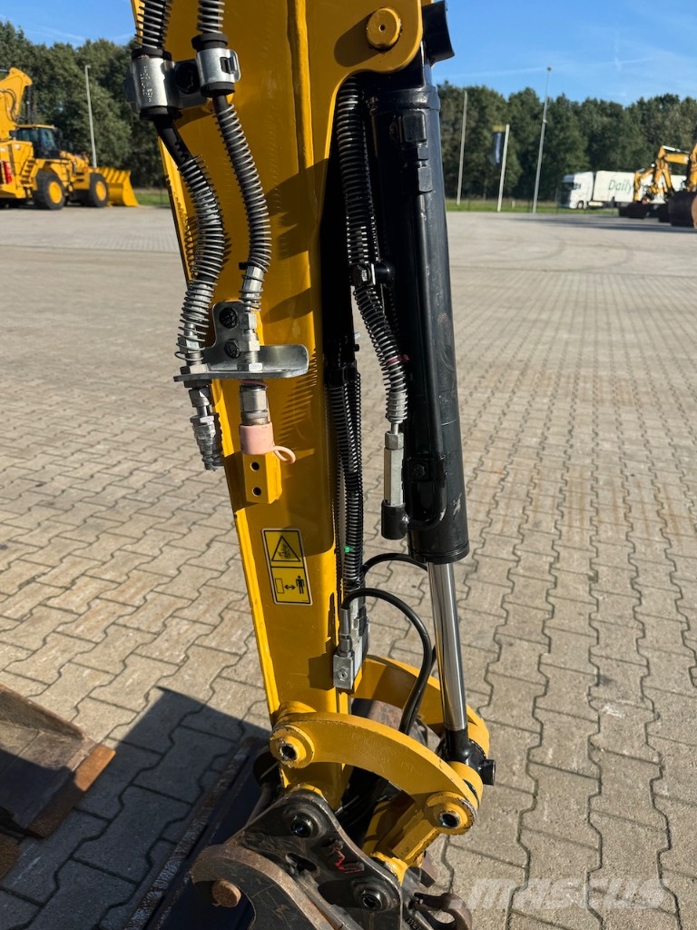 CAT 301.8 A/C Mini rýpadlá < 7t