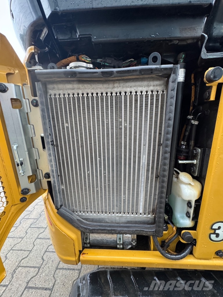 CAT 301.8 A/C Mini bagri <7t