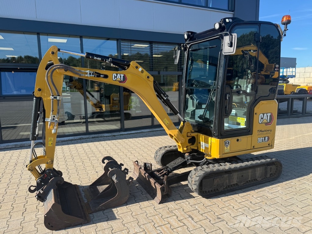 CAT 301.8 A/C Mini rýpadlá < 7t
