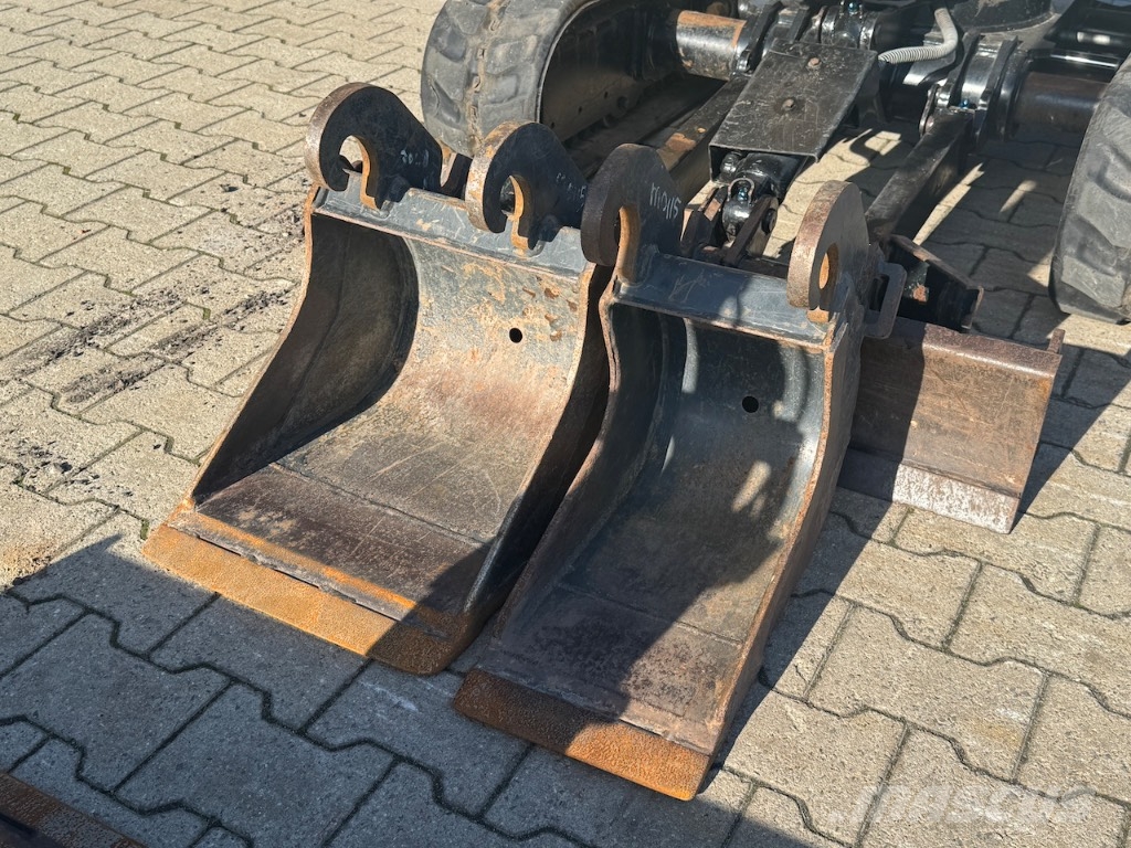 CAT 301.8 A/C Mini rýpadlá < 7t