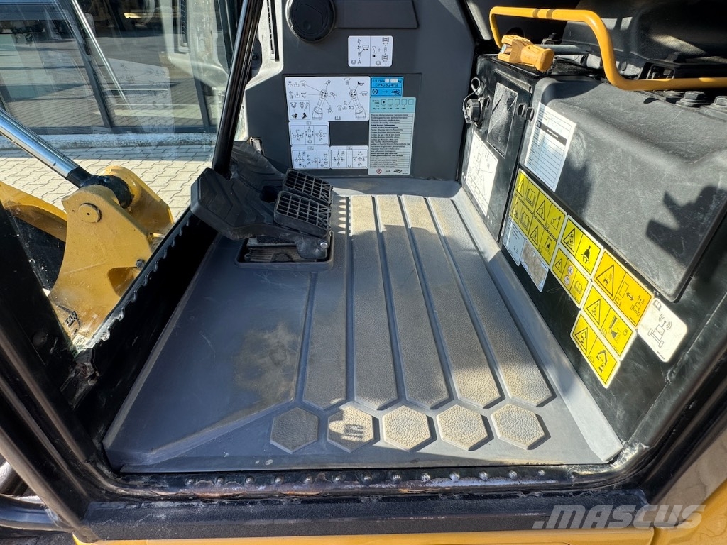 CAT 301.8 A/C Mini rýpadlá < 7t