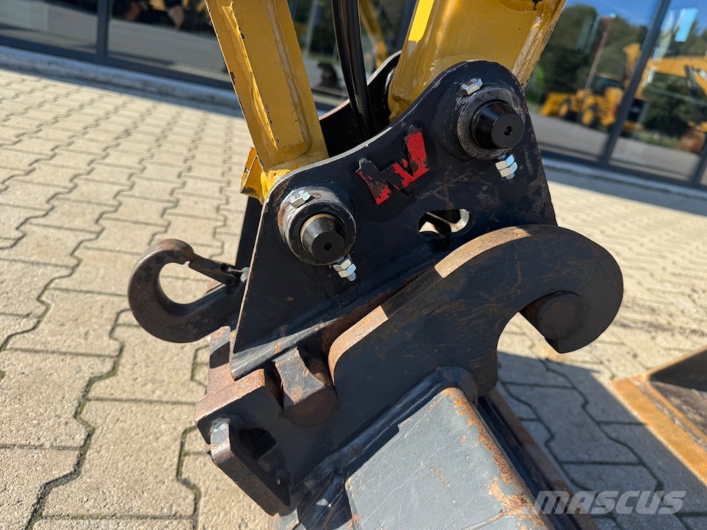 CAT 301.8 A/C Mini rýpadlá < 7t