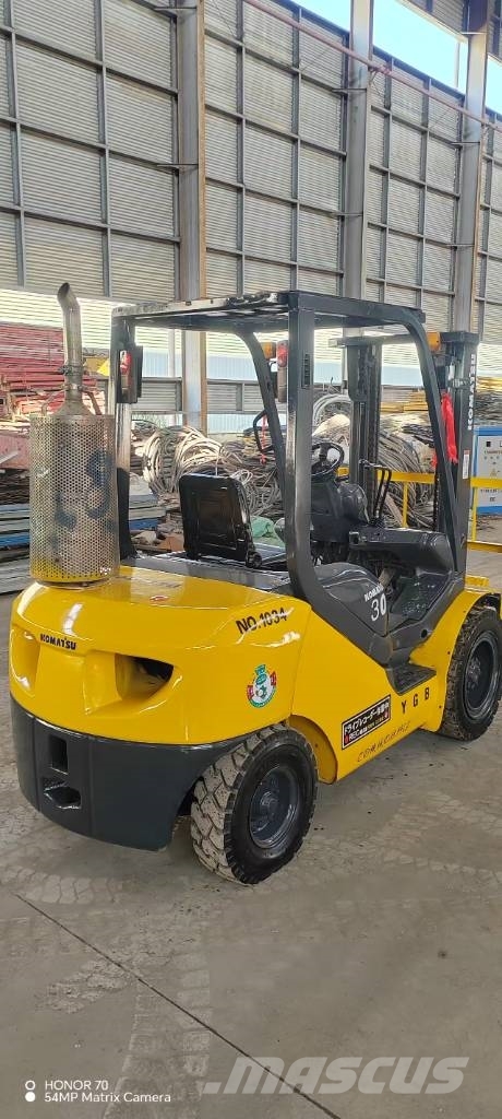 Komatsu FD 30 T-17 Dīzeļa autoiekrāvēji