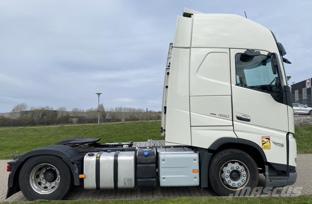 Volvo Vehicle Tractor 4x2 Standard Prime Movers