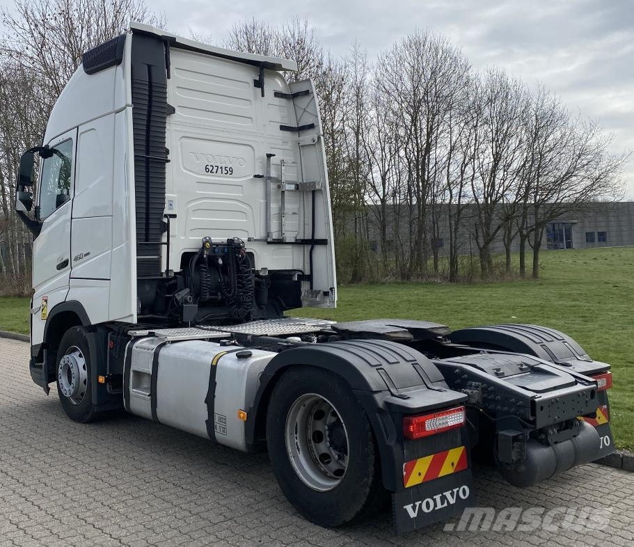 Volvo Vehicle Tractor 4x2 Standard Prime Movers