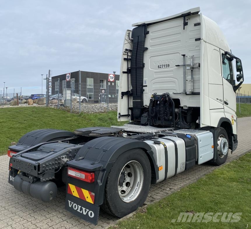Volvo Vehicle Tractor 4x2 Standard Prime Movers