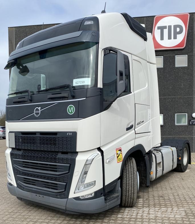 Volvo Vehicle Tractor 4x2 Standard Prime Movers