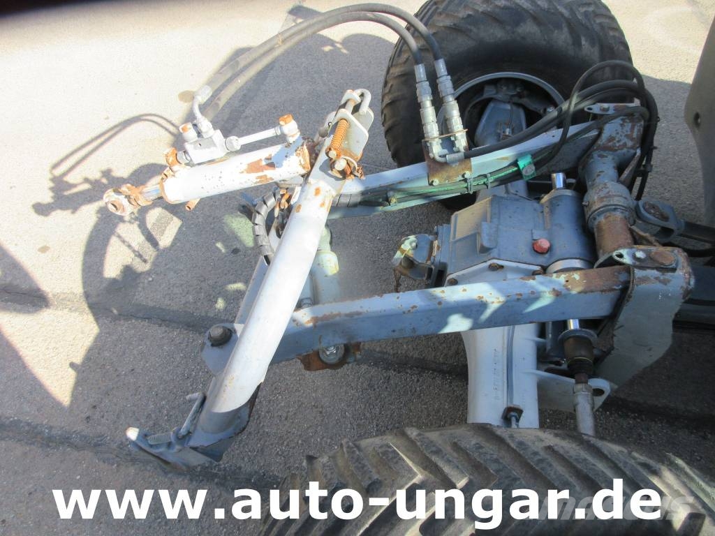 Aebi TerraTrac TT 240 4x4x4 Bergtraktor Metrac Sauerbur Traktoren