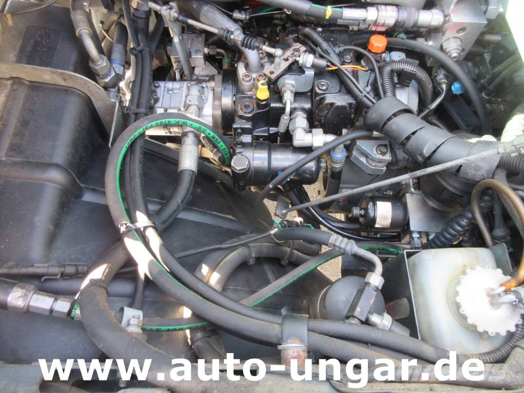 Aebi TerraTrac TT 240 4x4x4 Bergtraktor Metrac Sauerbur Traktoren