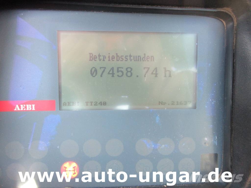 Aebi TerraTrac TT 240 4x4x4 Bergtraktor Metrac Sauerbur Traktoren