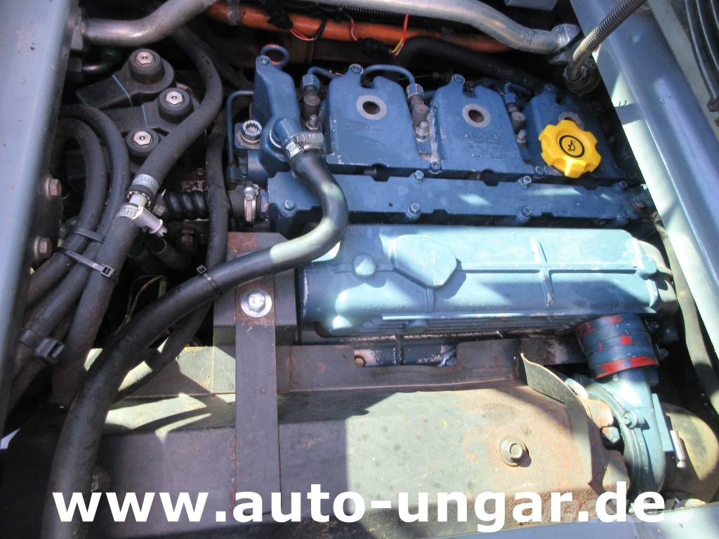 Aebi TerraTrac TT 240 4x4x4 Bergtraktor Metrac Sauerbur Traktoren